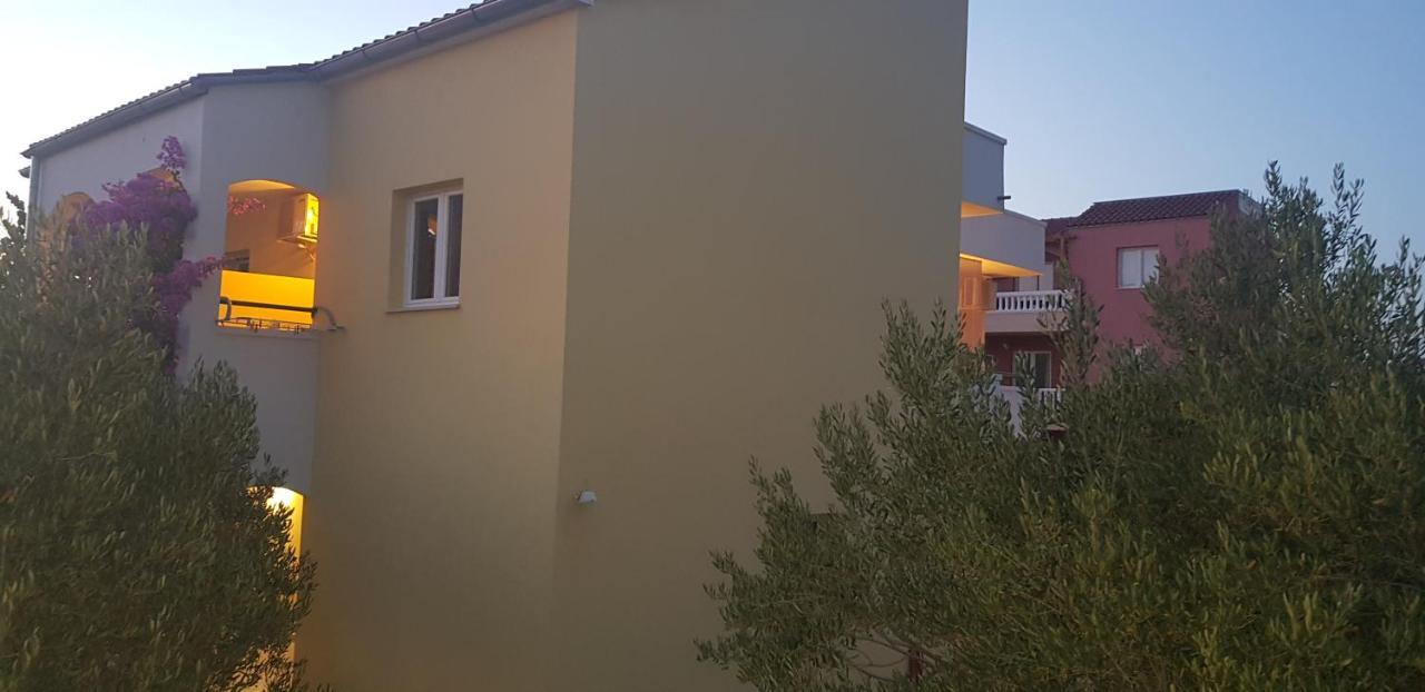 Apartmani Vranjkovic Vodice Luaran gambar